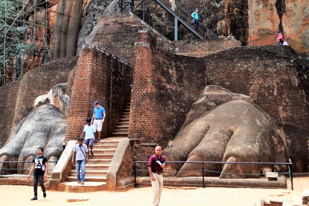 stairs, sri lanka, exoticism-3209618.jpg